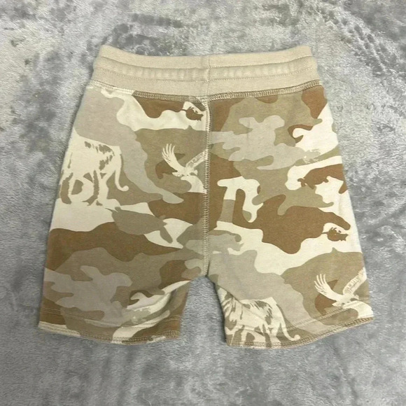 GAP - LIKE NEW -  Toddler wildlife pull on shorts. Size 12 to 18 months - Picture 3 of 3